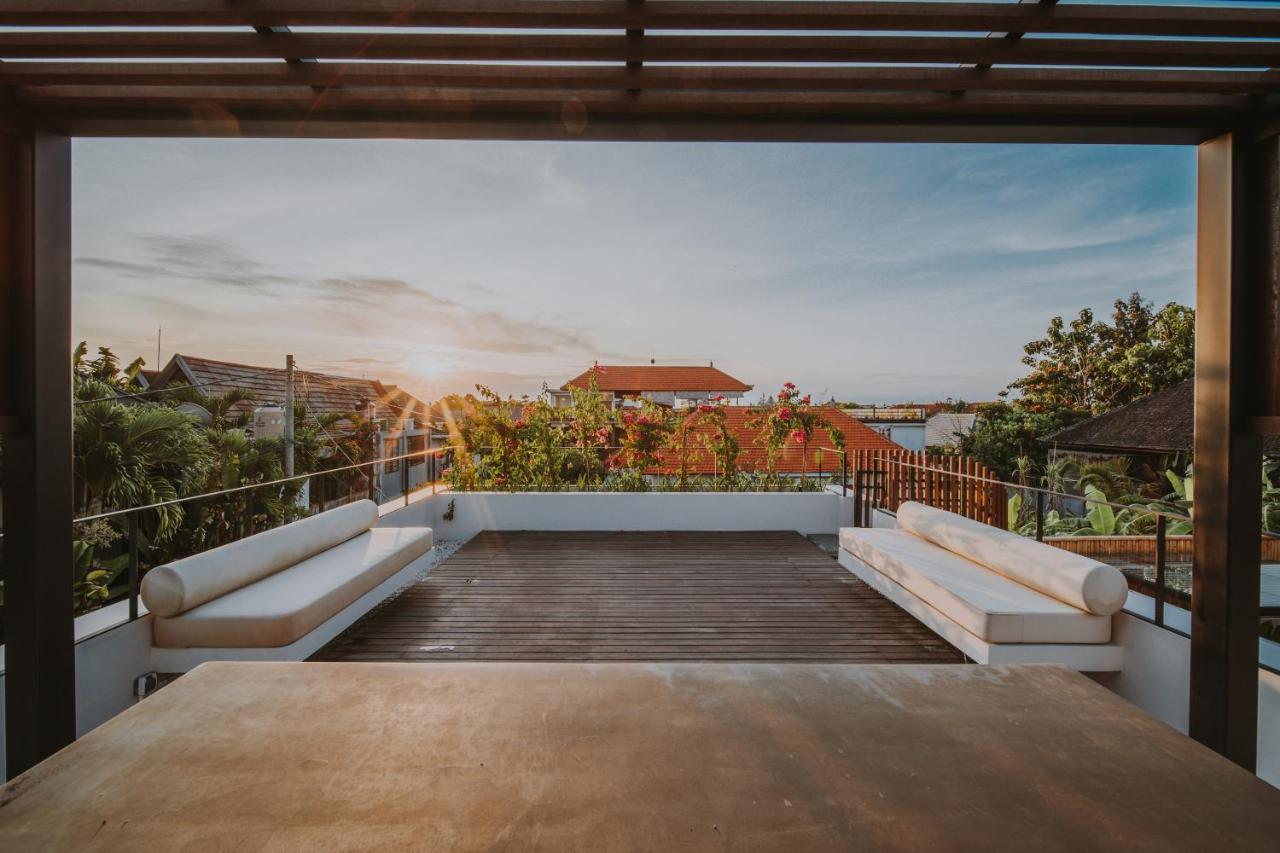 New 4 Bedroom 5 Min Walk To Berawa Beach Enclosed Livng Canggu Exterior foto