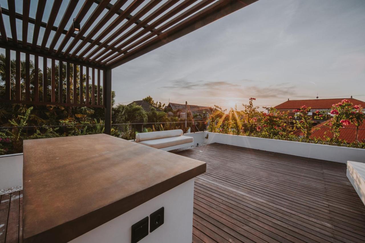 New 4 Bedroom 5 Min Walk To Berawa Beach Enclosed Livng Canggu Exterior foto